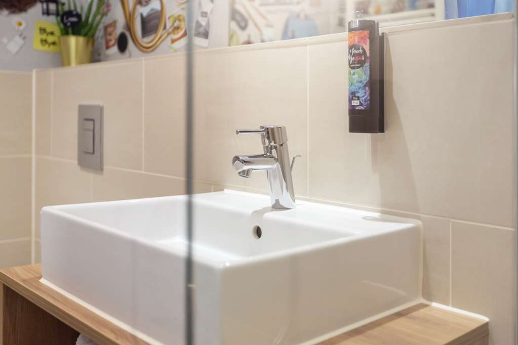 Holiday Inn - The Niu, Mesh Stuttgart Messe By Ihg Phòng bức ảnh