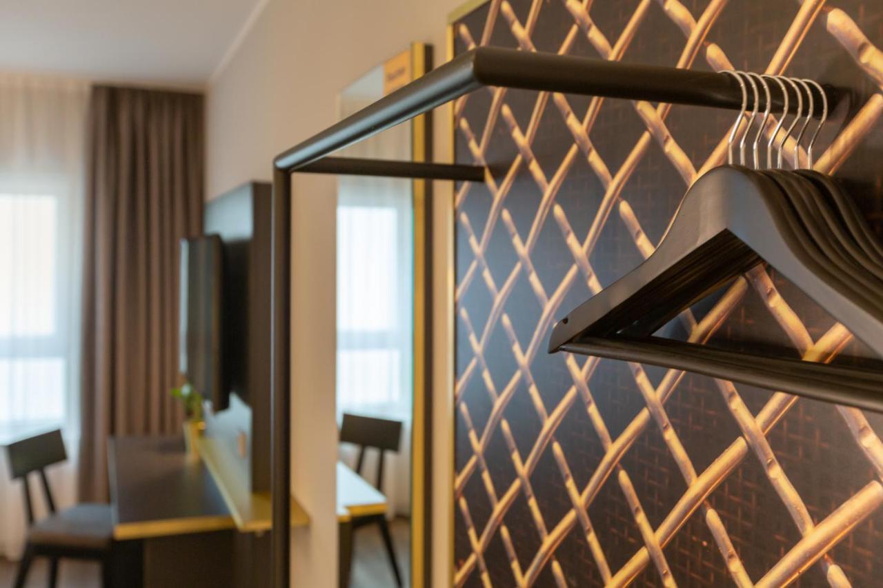 Holiday Inn - The Niu, Mesh Stuttgart Messe By Ihg Ngoại thất bức ảnh